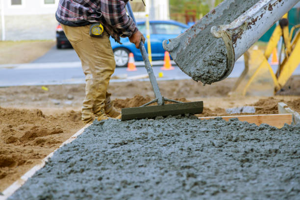 Best Driveway concrete repair  in Toronto, OH